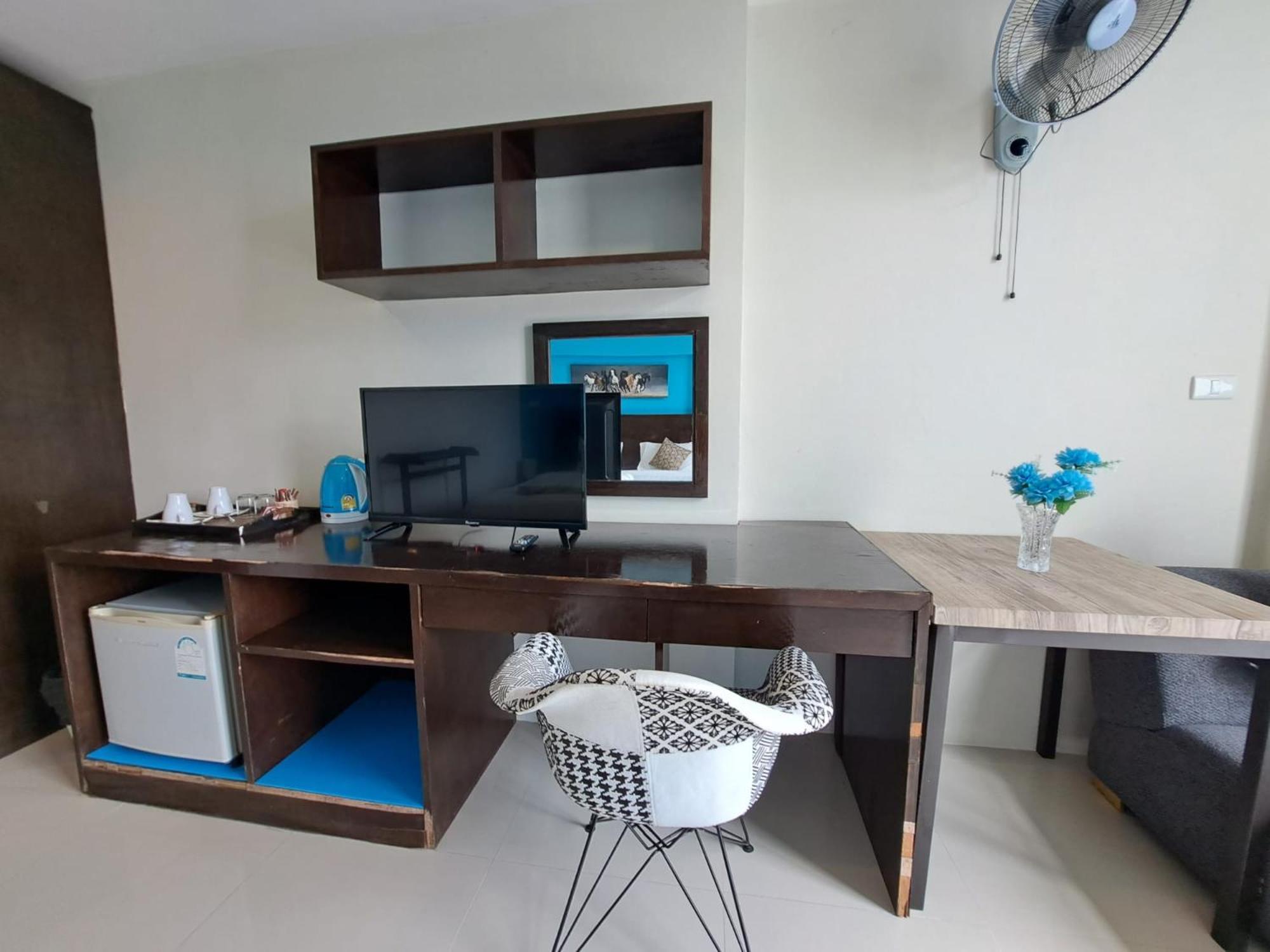 Baan Oui guest house - Nai harn Phuket Extérieur photo